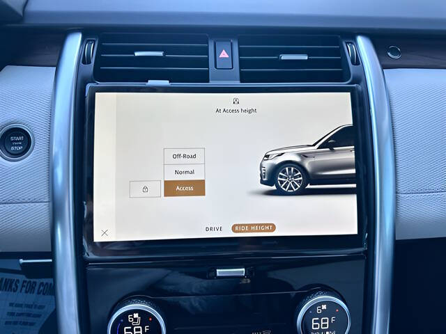2025 Land Rover Discovery P300 Dynamic SE