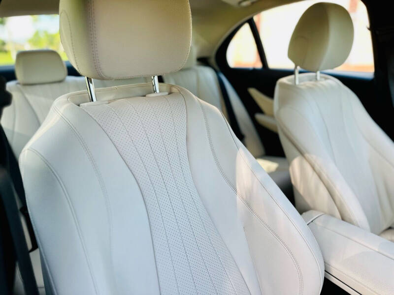 2018 Mercedes-Benz E-Class E 300