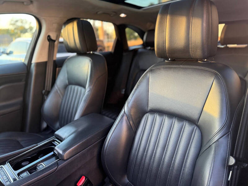 2019 Jaguar F-PACE 30t Portfolio