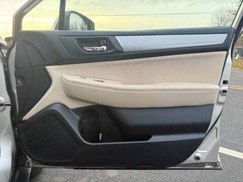 2017 Subaru Outback 2.5i Premium