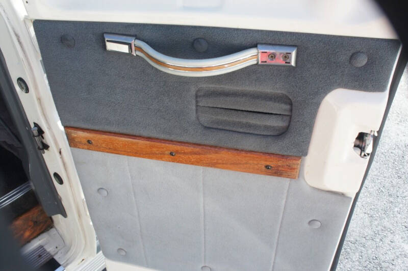 1990 Ford E-Series E-150