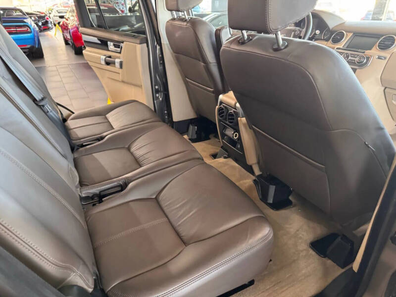 2016 Land Rover LR4 HSE LUX