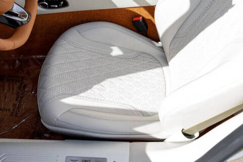 2026 Aston Martin DB12 Volante