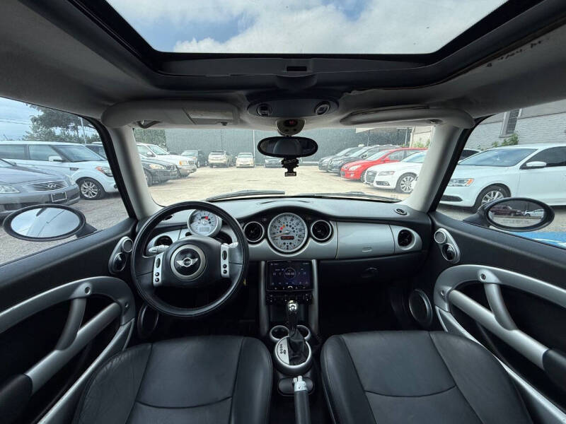 2004 MINI Cooper