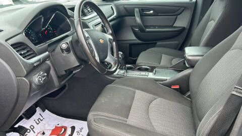 2017 Chevrolet Traverse LT