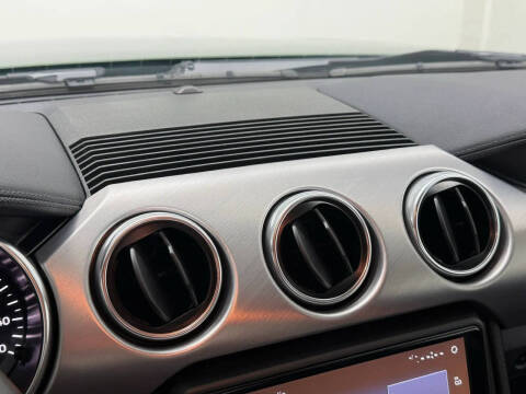 2022 Ford Mustang