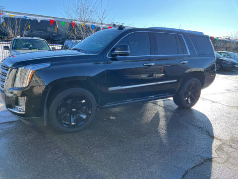 2020 Cadillac Escalade for sale at Los Arreglados Auto Sales in Worthington MN