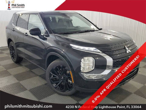 2024 Mitsubishi Outlander for sale at PHIL SMITH AUTOMOTIVE GROUP - Phil Smith Kia in Lighthouse Point FL