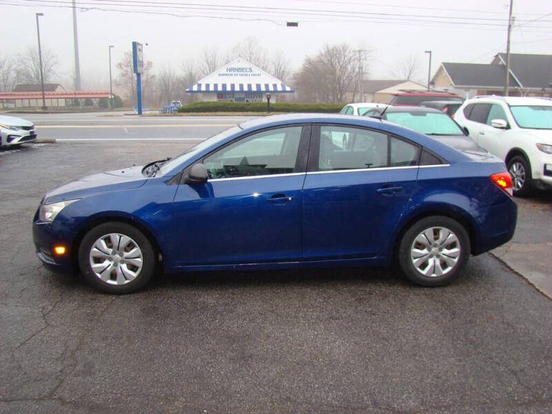 2012 Chevrolet Cruze LS photo 4