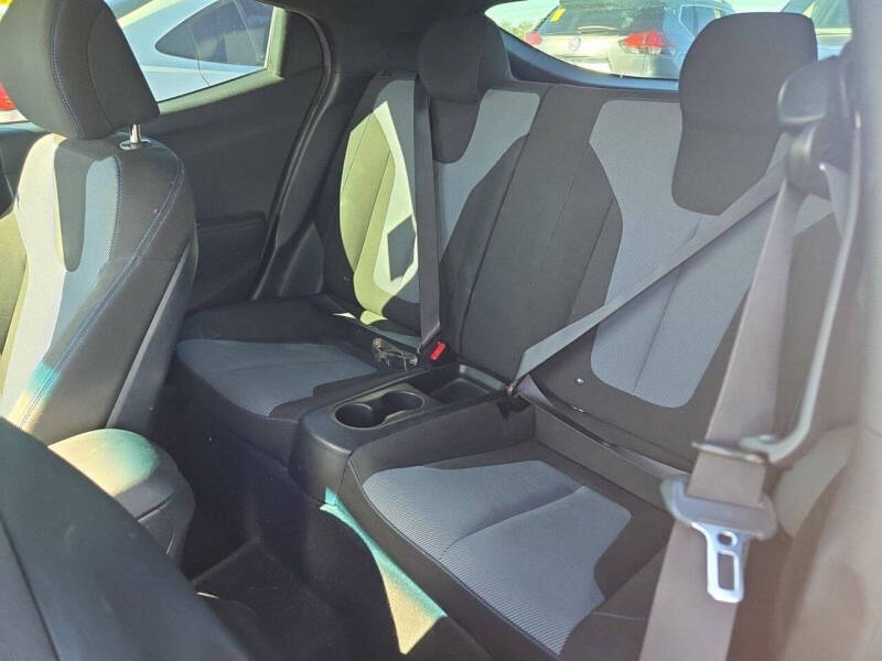 2020 Hyundai Veloster