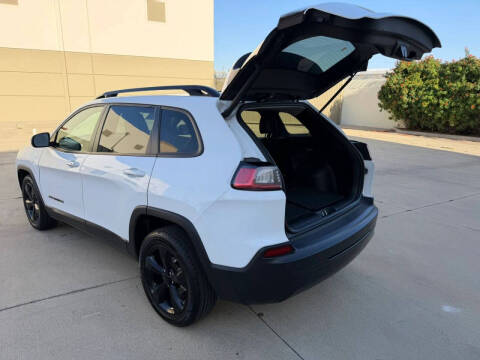 2020 Jeep Cherokee Altitude
