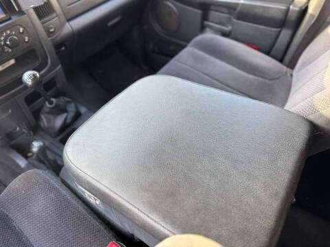 2004 Dodge Ram 2500 SLT