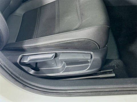 2022 Volkswagen Passat SE