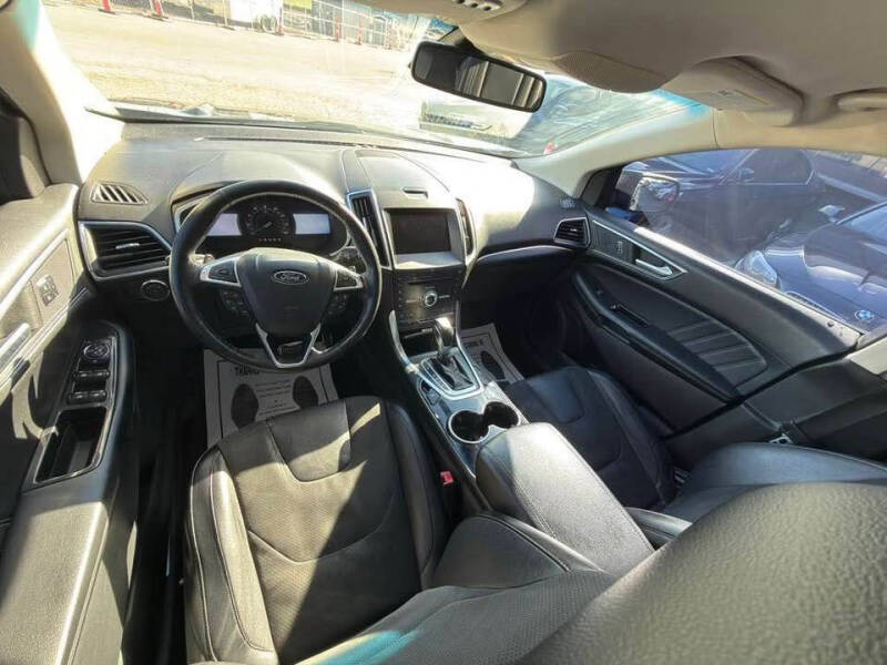 2015 Ford Edge Sport