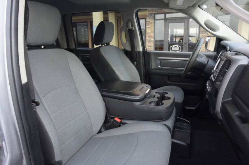 2022 RAM 1500 Classic SLT