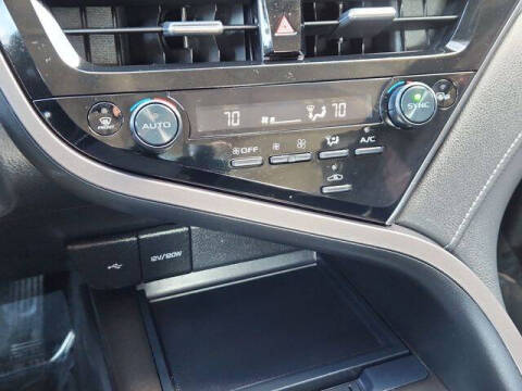 2023 Toyota Camry SE