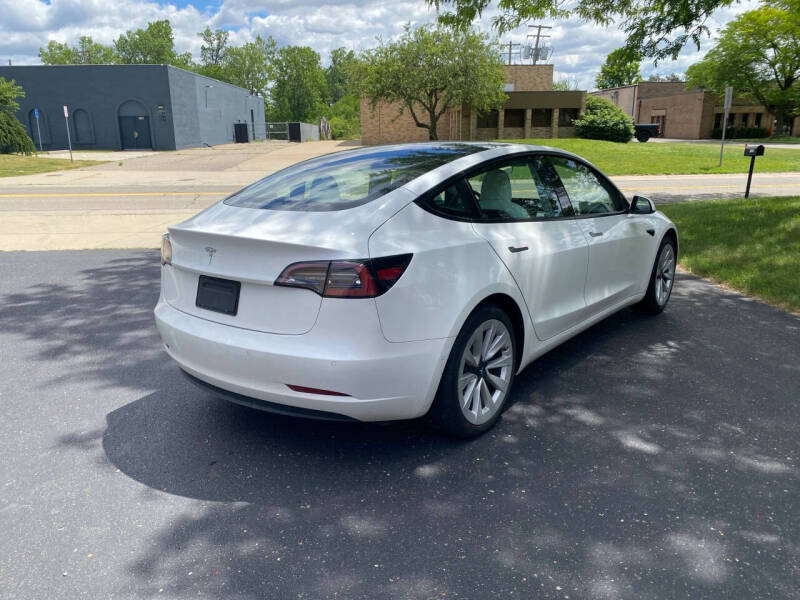 2021 Tesla Model 3 Standard Range Plus