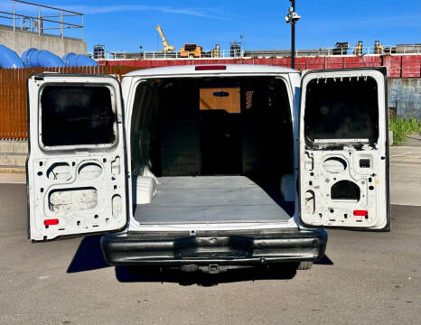 2011 Ford E-Series E-350 SD