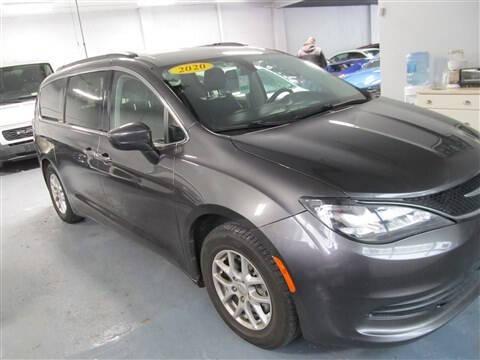 2020 Chrysler Voyager LXi