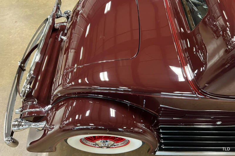 1934 Packard Super Eight