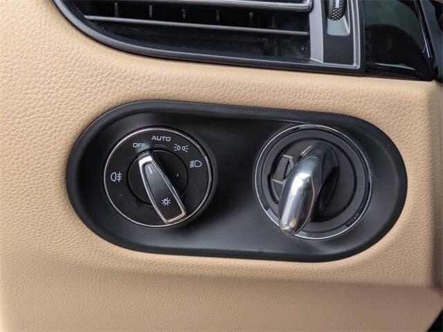 2019 Porsche Macan S