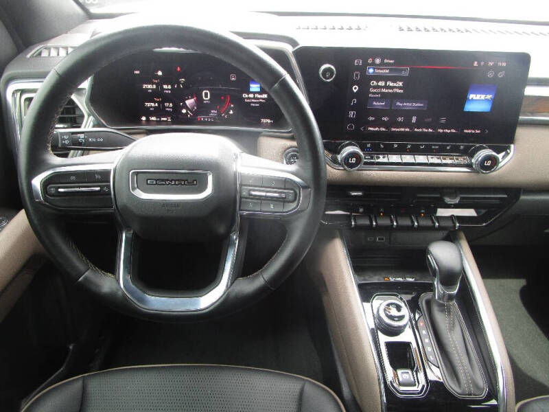 2025 GMC Canyon Denali