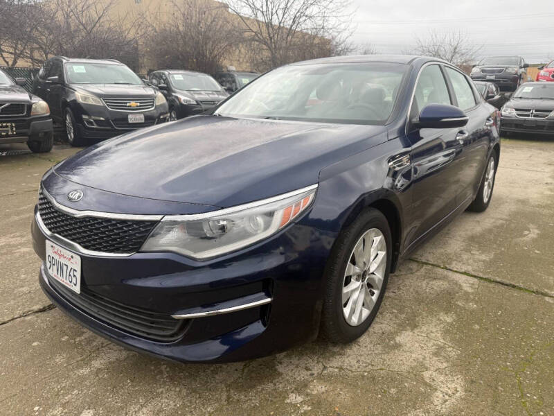 2016 Kia Optima LX's photo