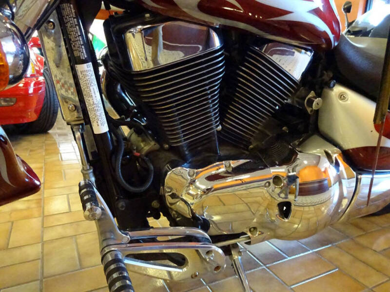 1999 Suzuki Intruder