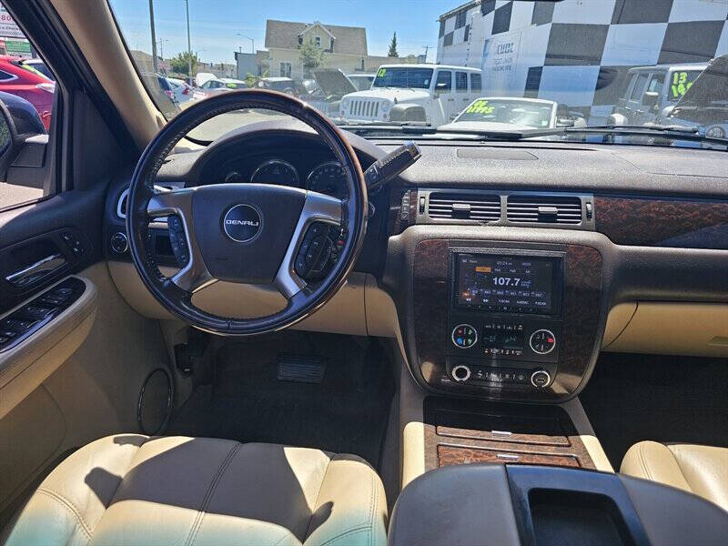 2007 GMC Yukon Denali
