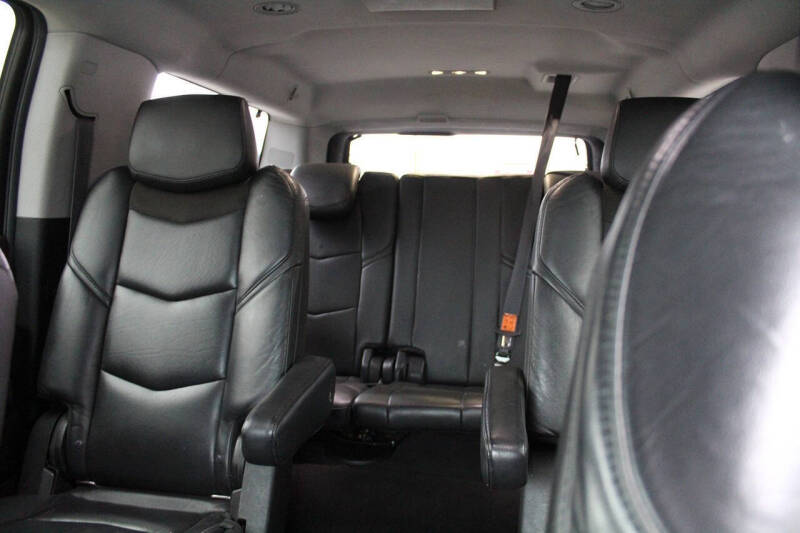 2017 Cadillac Escalade ESV Luxury