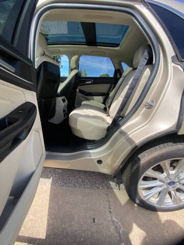 2017 Ford Edge Titanium