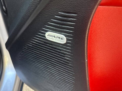 2015 Dodge Challenger SXT Plus