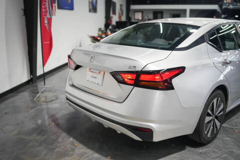 2021 Nissan Altima 2.5 SV