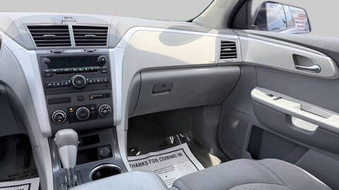 2011 Chevrolet Traverse LS