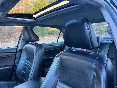 2015 Toyota Camry Hybrid