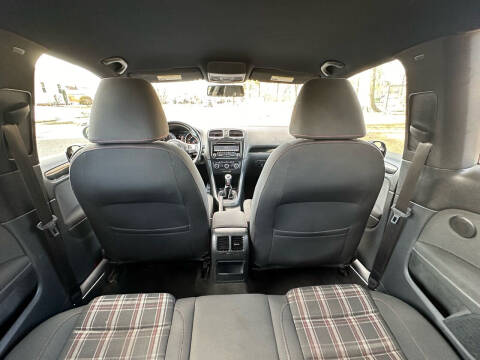 2013 Volkswagen GTI Base PZEV