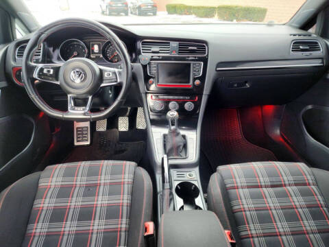 2016 Volkswagen Golf GTI Autobahn