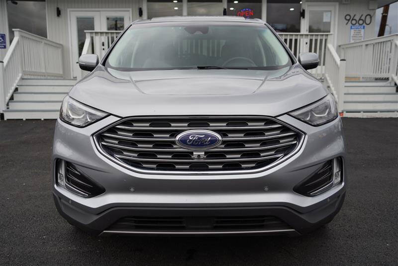 2020 Ford Edge Titanium
