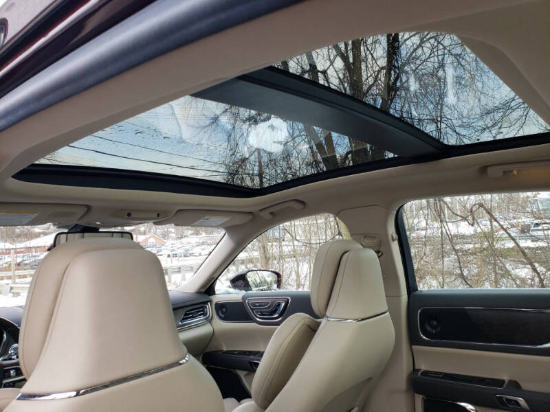 2019 Lincoln Continental Reserve