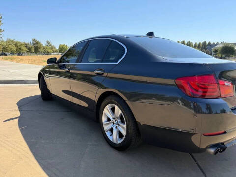 2013 BMW 5 Series 528i