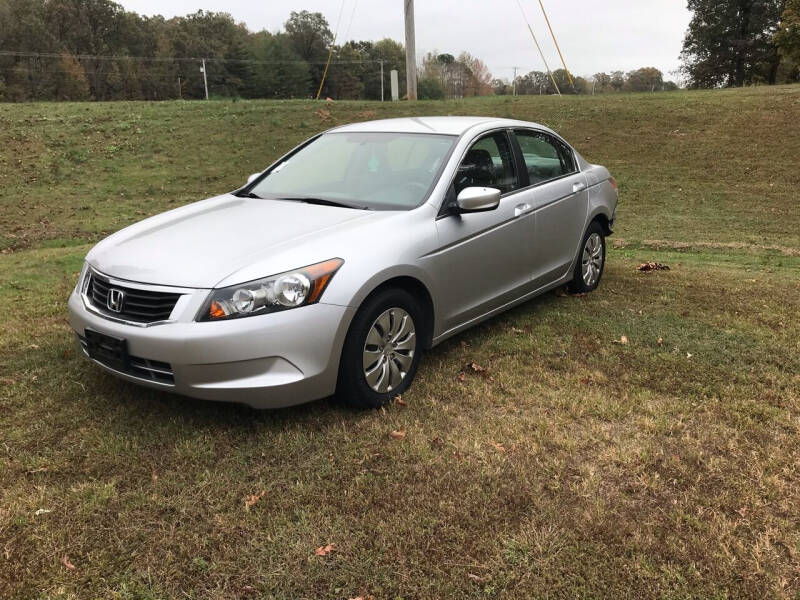 2009 Honda Accord for sale at Billy's Auto Sales in Lexington TN