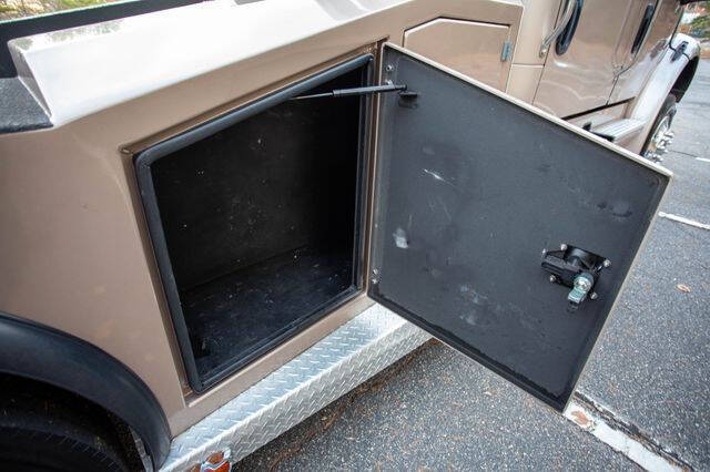 2015 Freightliner M2 106