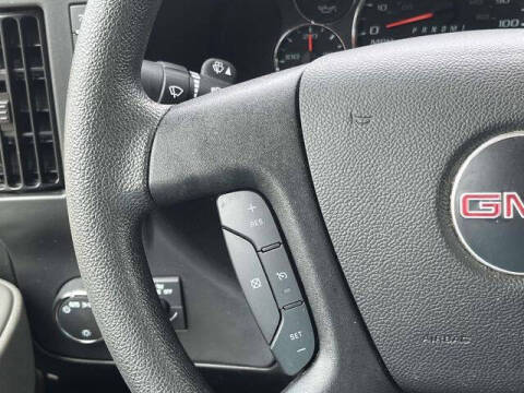 2025 GMC Savana 2500