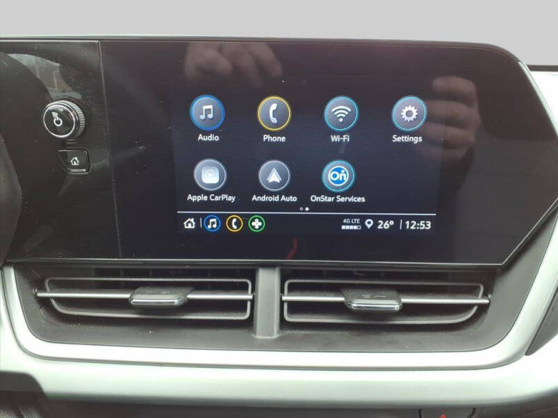 2025 Chevrolet Trax LS