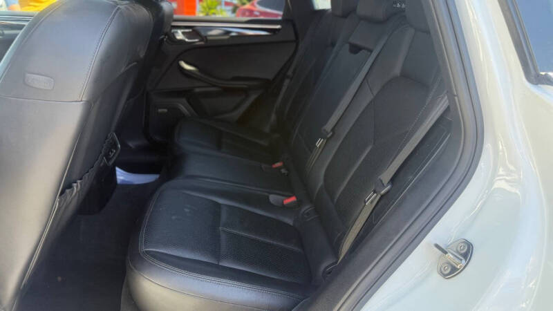 2016 Porsche Macan S