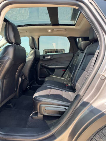 2021 Ford Escape SEL