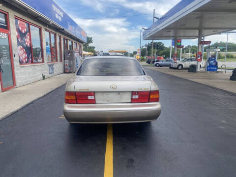 1999 Lexus LS 400