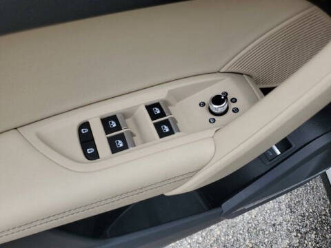 2022 Audi Q5 e quattro S line Prem Pl 55 TFSI