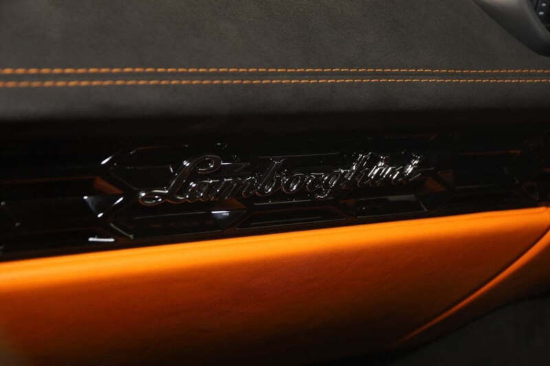 2023 Lamborghini Huracan Tecnica