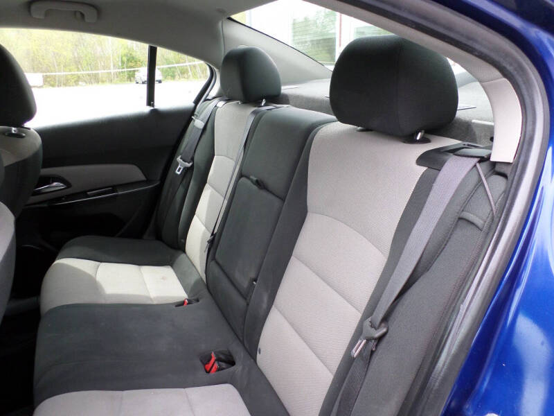 2012 Chevrolet Cruze LS